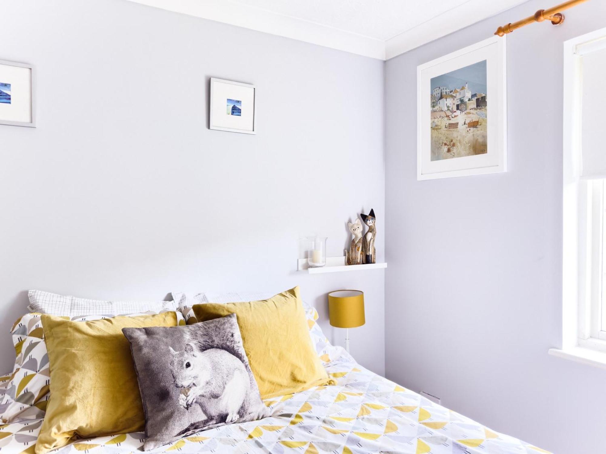 Beautiful Apartment In Guildford With Parking Send Exteriér fotografie